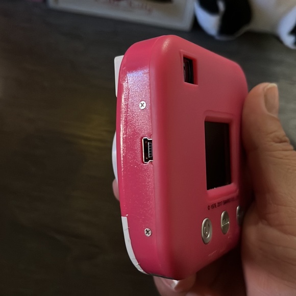 Hello Kitty Camera - Picture 6 of 6